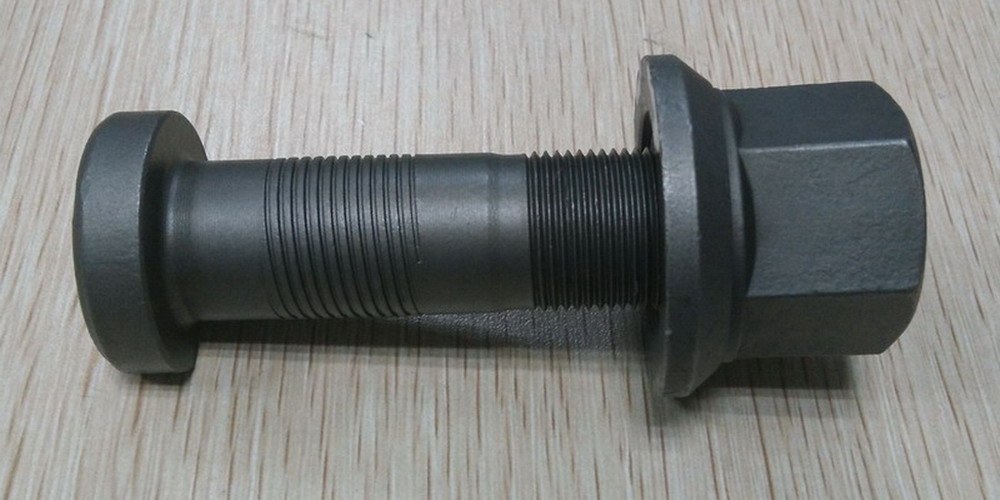 HF DBL WHEEL BOLT M22 OAL 112MM         